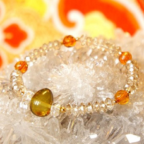 ジュエリーデザイナー　ＨＩＲＯＭＩが手がけるハイクラスのパワーストーンを使用したオリジナルジュエリー